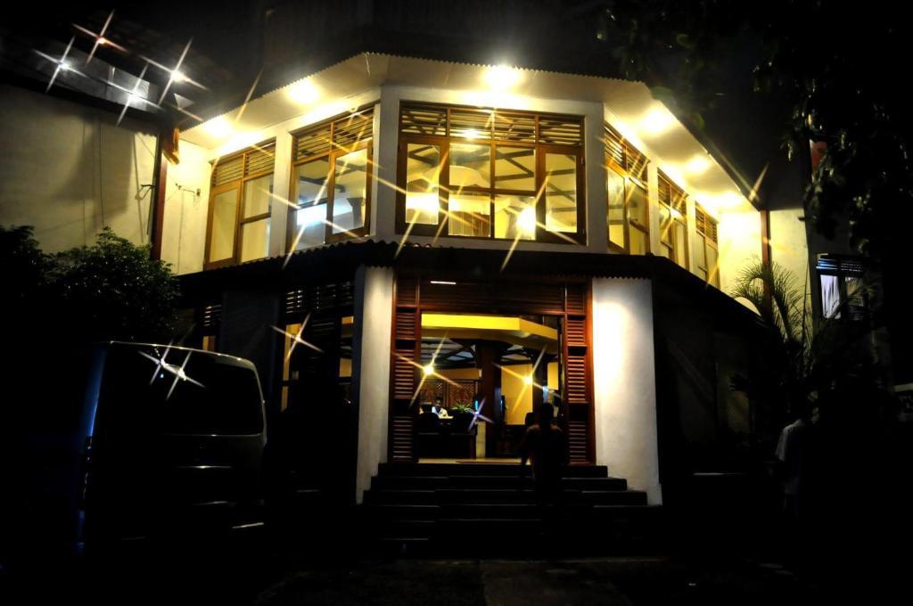 Lavendish Beach Resort Unawatuna Kültér fotó