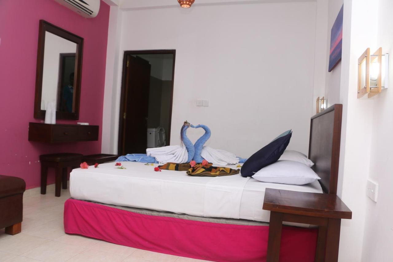 Lavendish Beach Resort Unawatuna Kültér fotó
